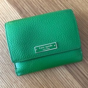 Kate Spade kelly green wallet